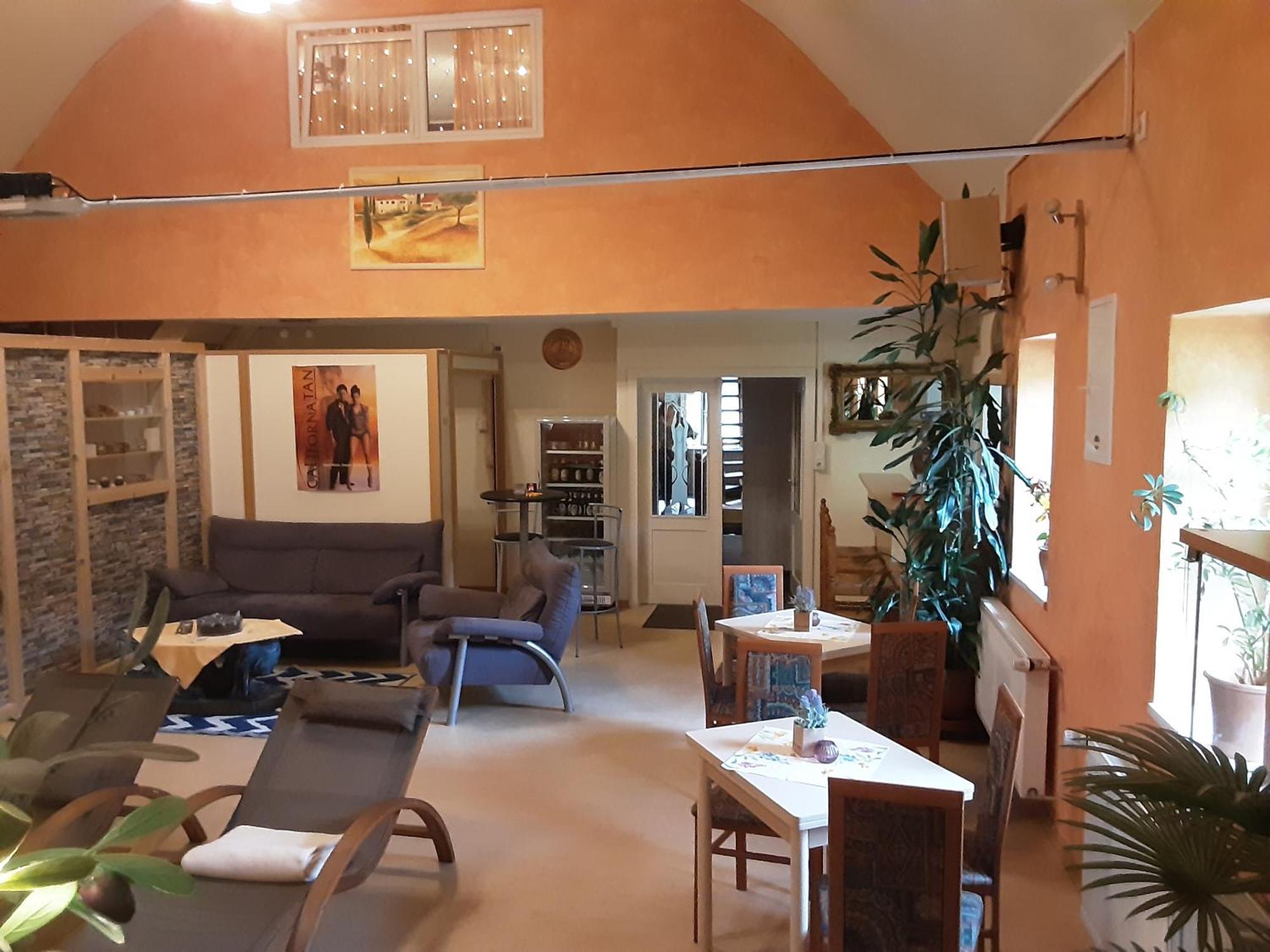 Hotel Gasthof Zur Krone Oberzent エクステリア 写真